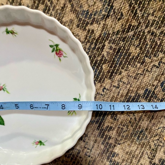 🔥Christineholm Roses Flan or Quiche Porcelain 9.75” Fluted Dish🔥 - Picture 4 of 5